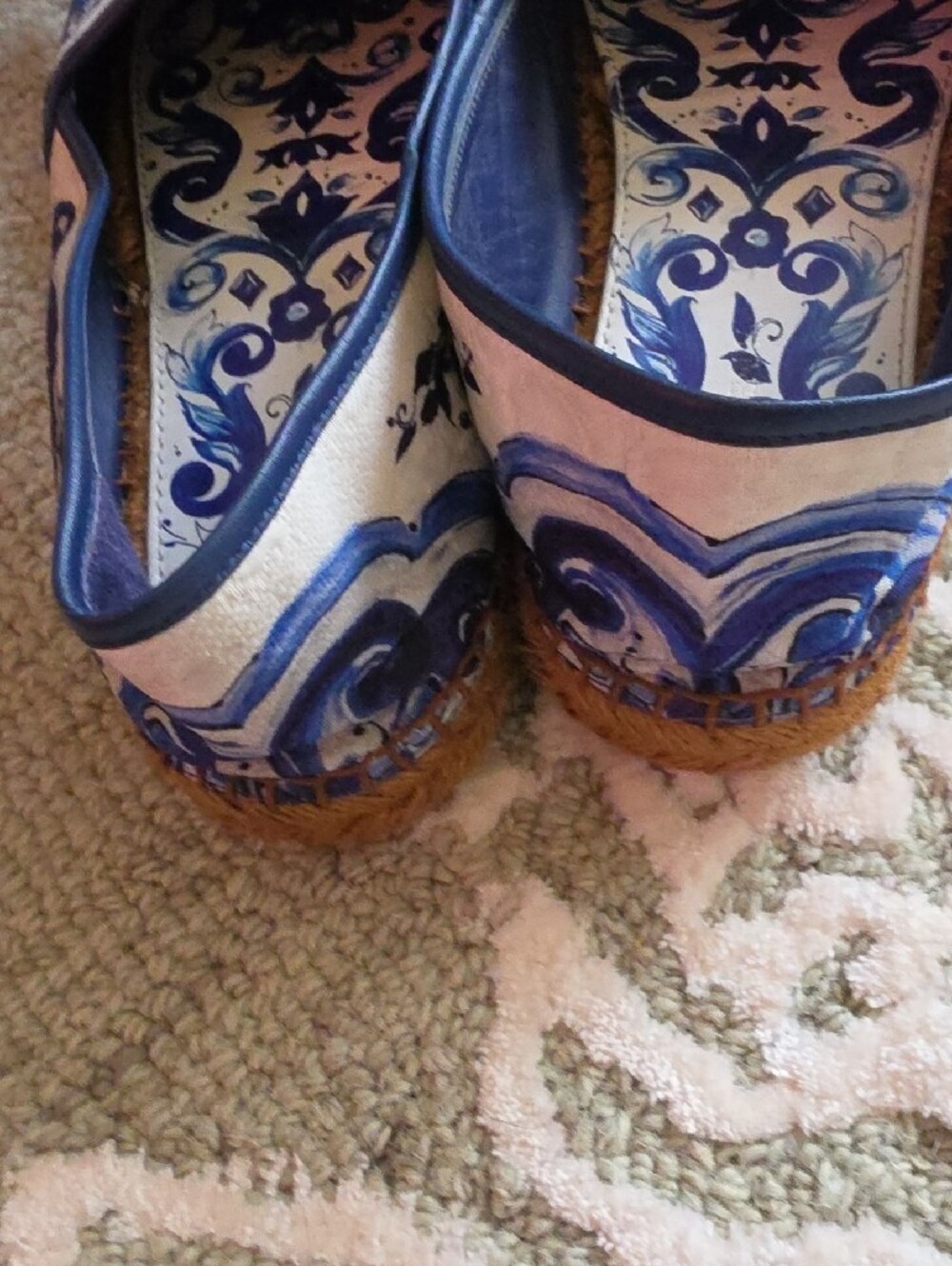 Dolce & Gabbana Blue and White Floral Espadrilles - Picture 4 of 7